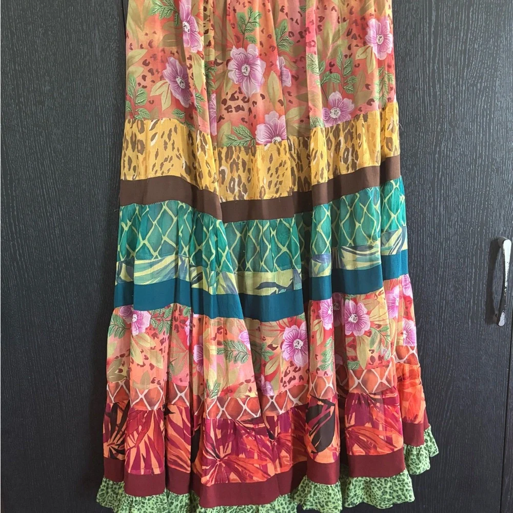 Floral Multicolor Skirt - Picture 3 of 4